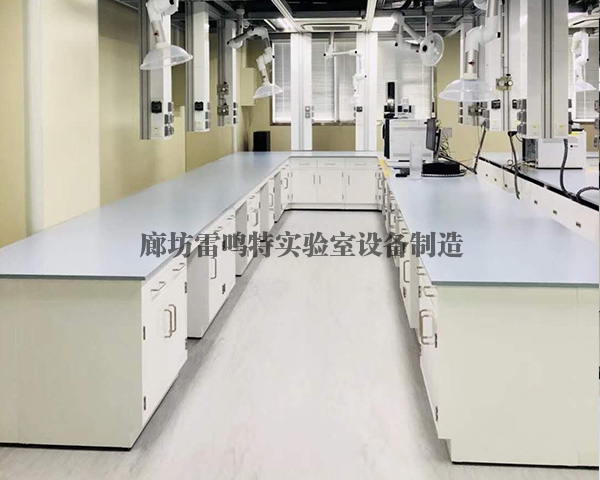 国产日皮视频