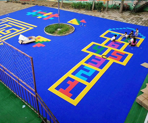 鎮江幼兒園懸浮国产日皮视频